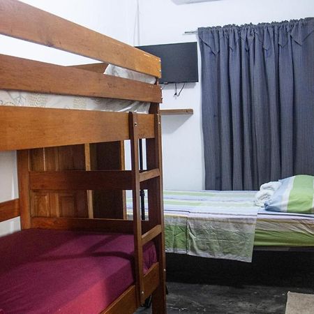 Hostal Mi Castillo Mariabe Bagian luar foto