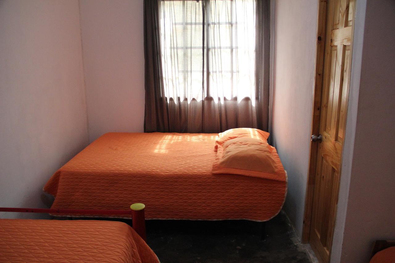 Hostal Mi Castillo Mariabe Bagian luar foto