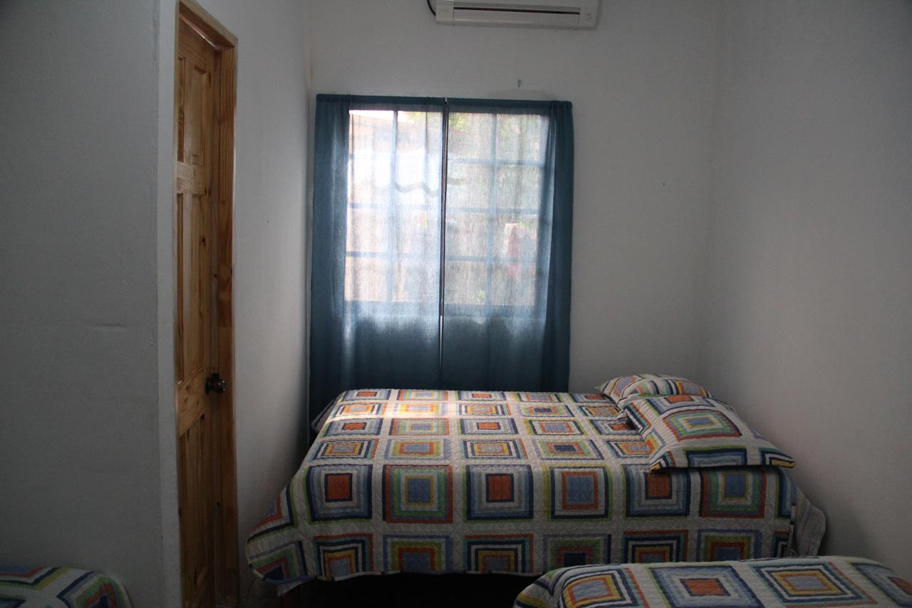 Hostal Mi Castillo Mariabe Bagian luar foto