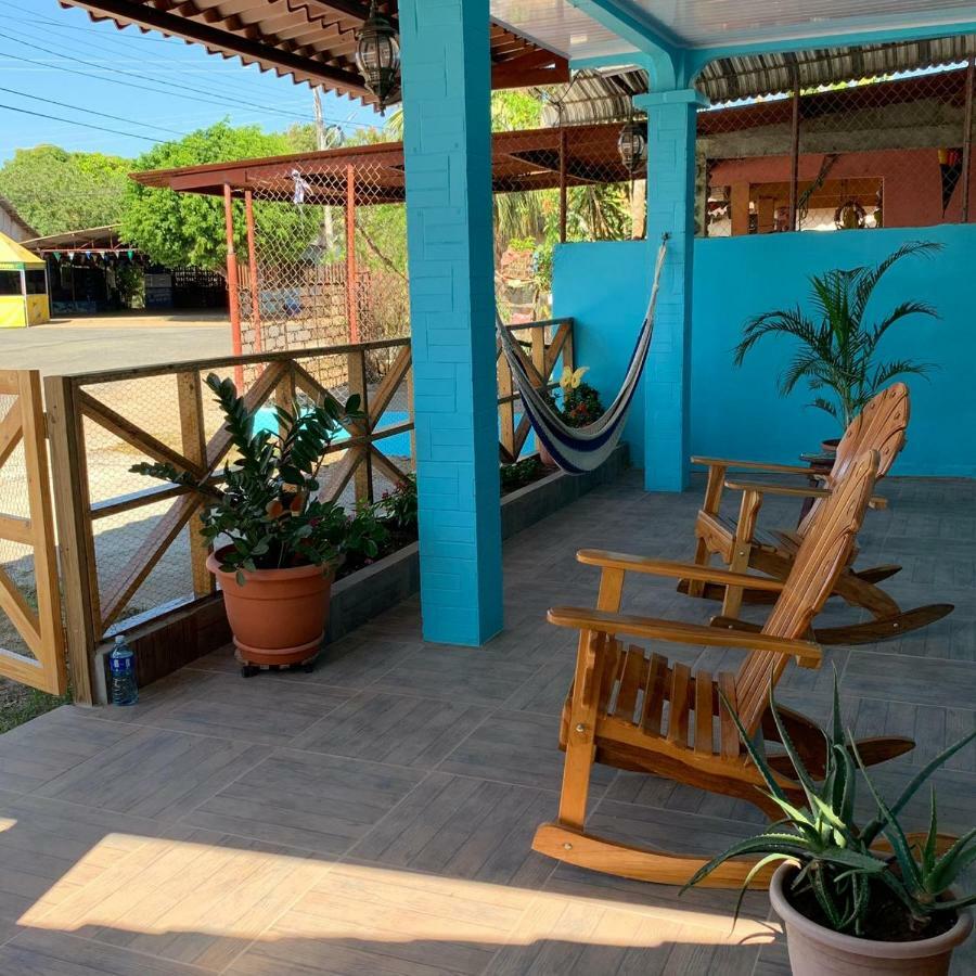 Hostal Mi Castillo Mariabe Bagian luar foto